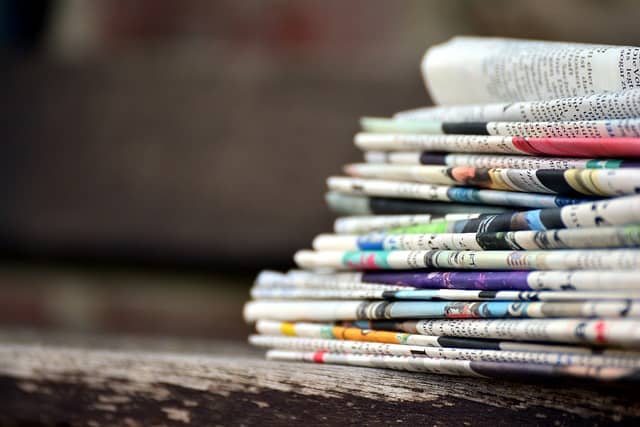 Pile de journaux (image d'illustration)